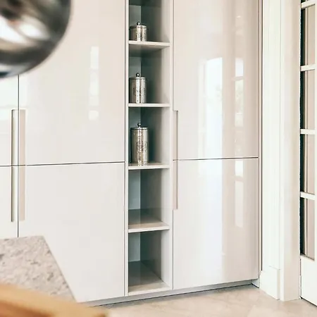Stunning In Vabriga With Kitchen